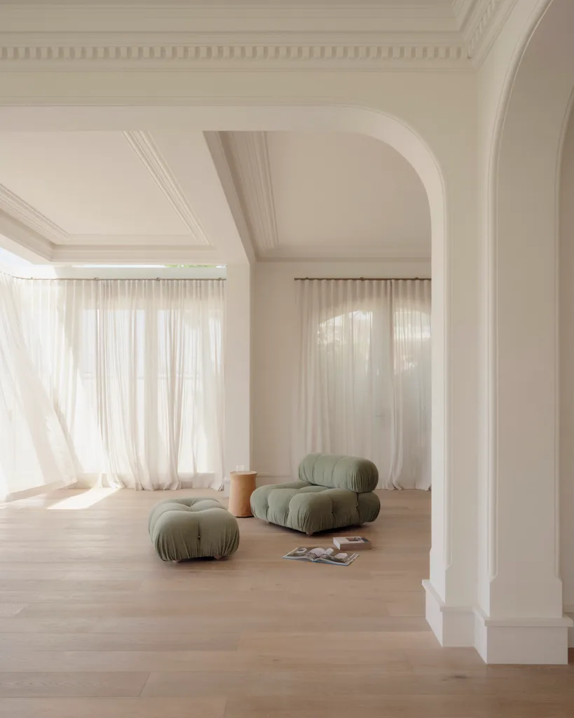 The green couch in Dina Broadhurst's Sydney home