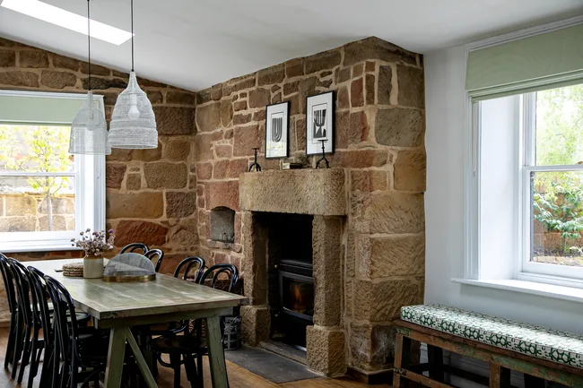 Country cottage dining room