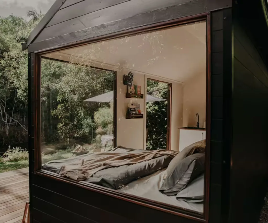 Secluded lakehour retreat via airbnb recognised as a top rated farm stay in Queensland