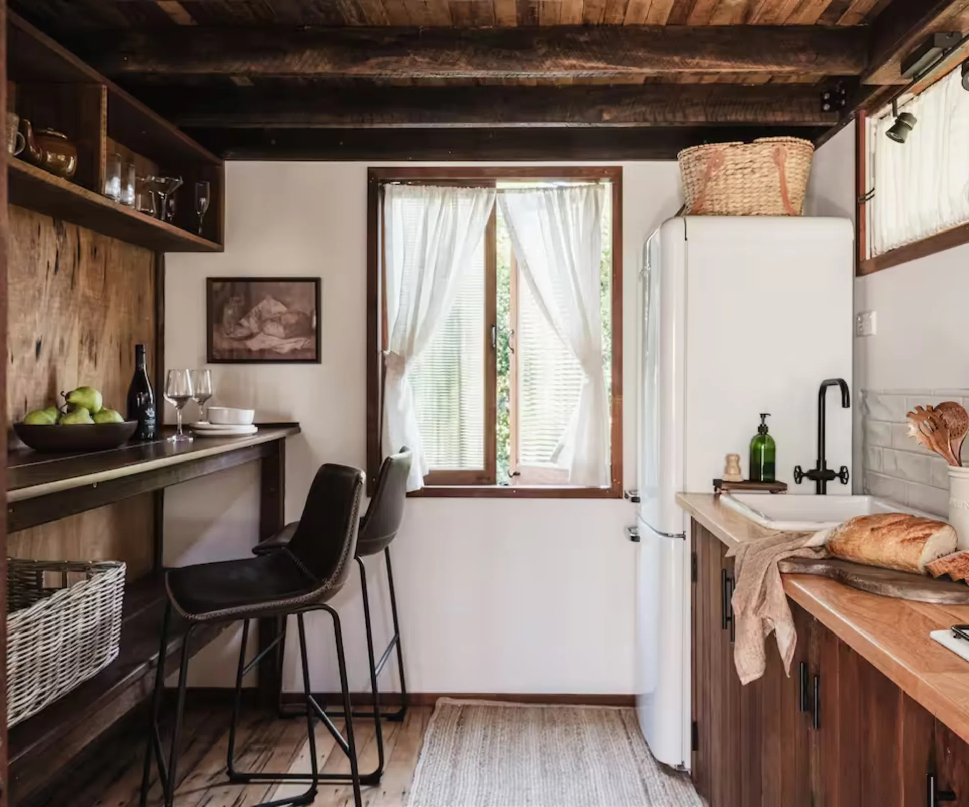 Yutori cottage in Eumundi, a farm stay in Queensland