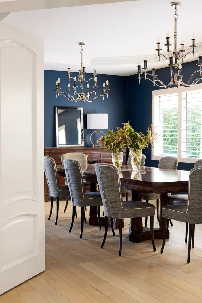 Blue wallpaper dining room