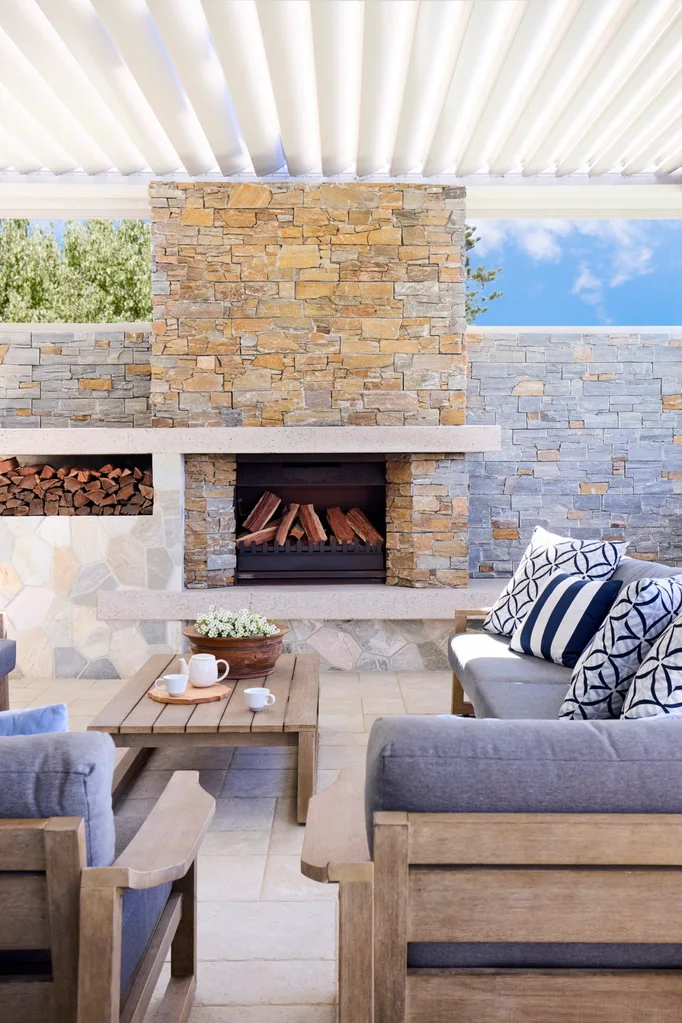 Outdoor entertaining area