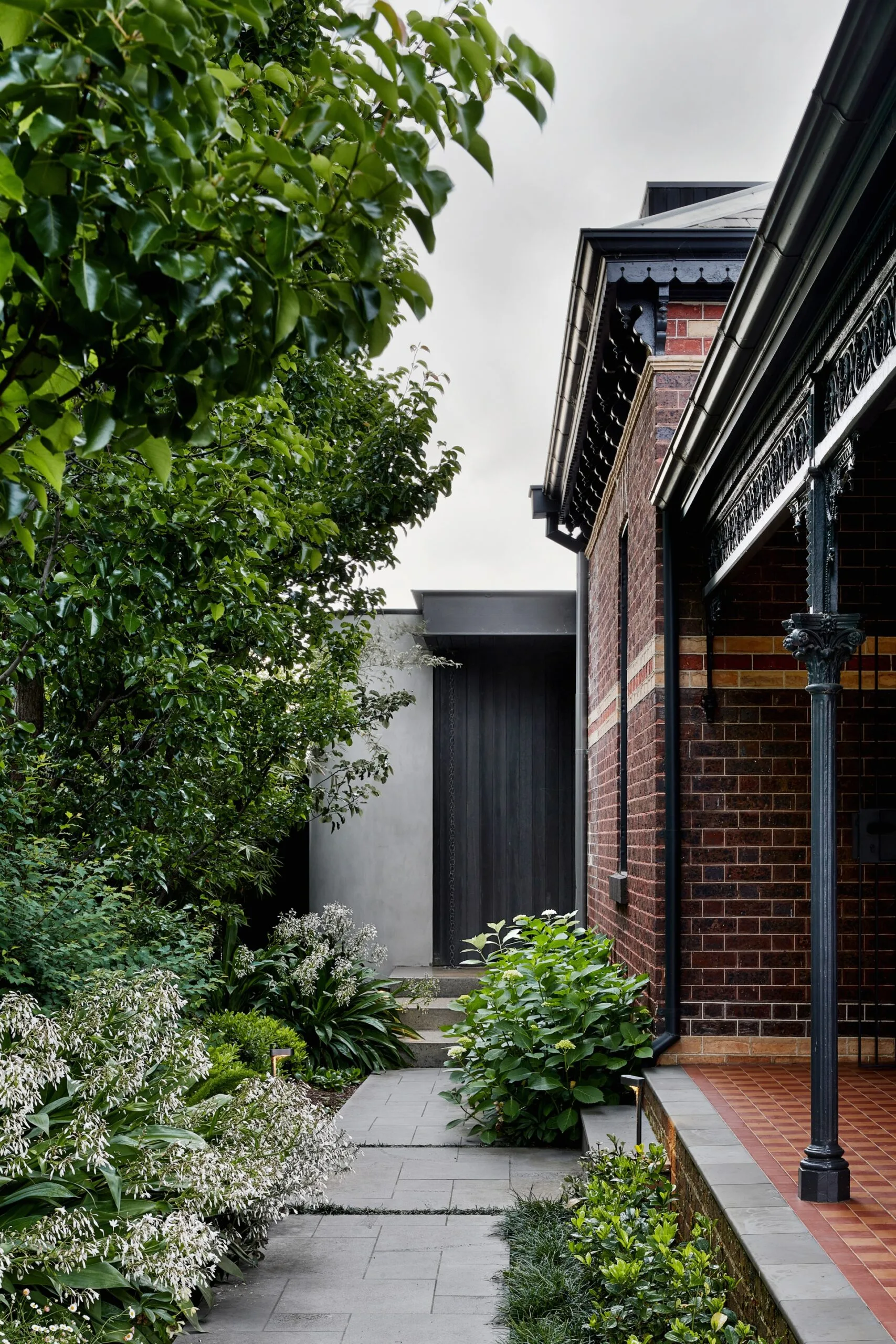 Garden next to federation home. Belle