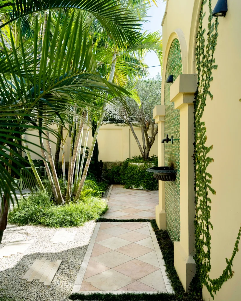 Inner Sydney small garden design Moroccan style by Adam Robinson