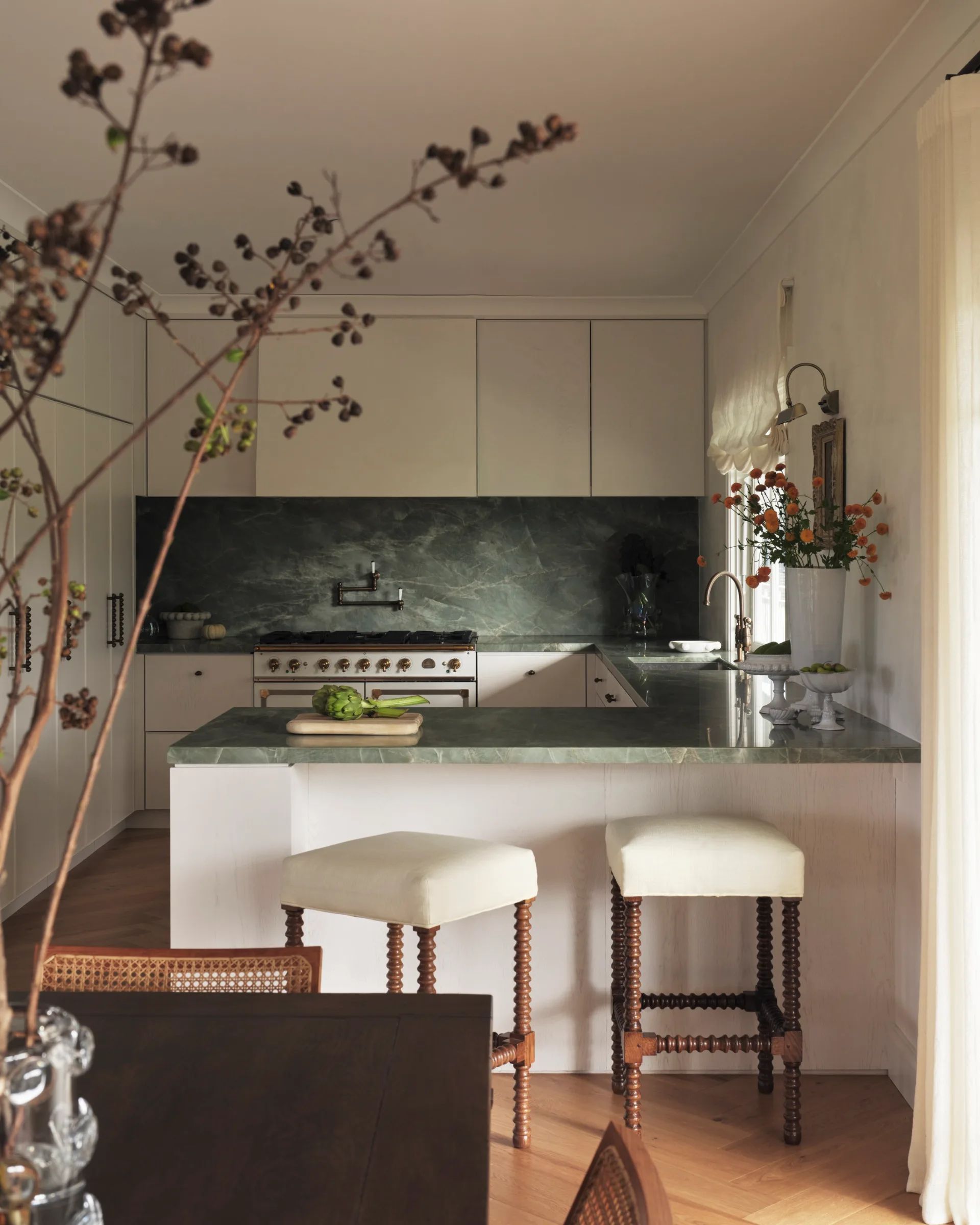 Country homestead green kitchen splashback