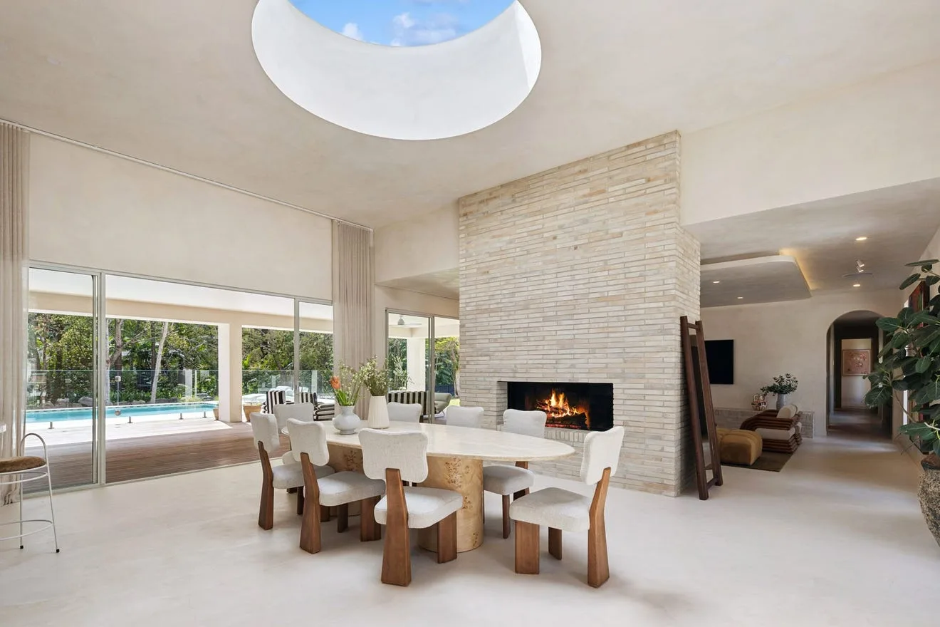 Ellie Watson's The Valle Casa dining