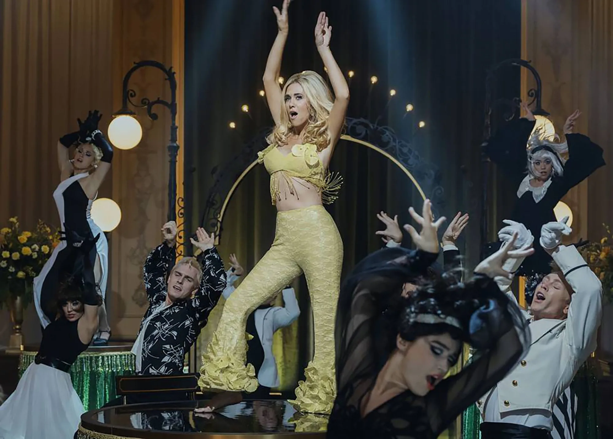 Palm Royale Season 2