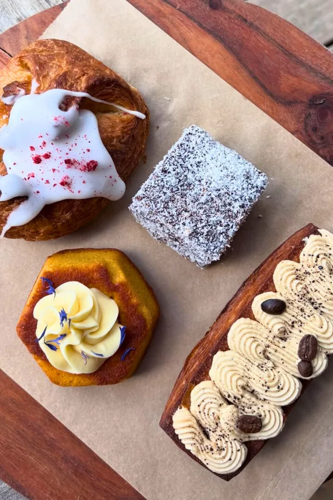 Pastries and cakes from Ket Baker