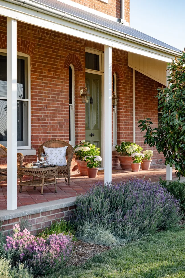 24 Beautiful Australian Homesteads To Daydream About | Country Style
