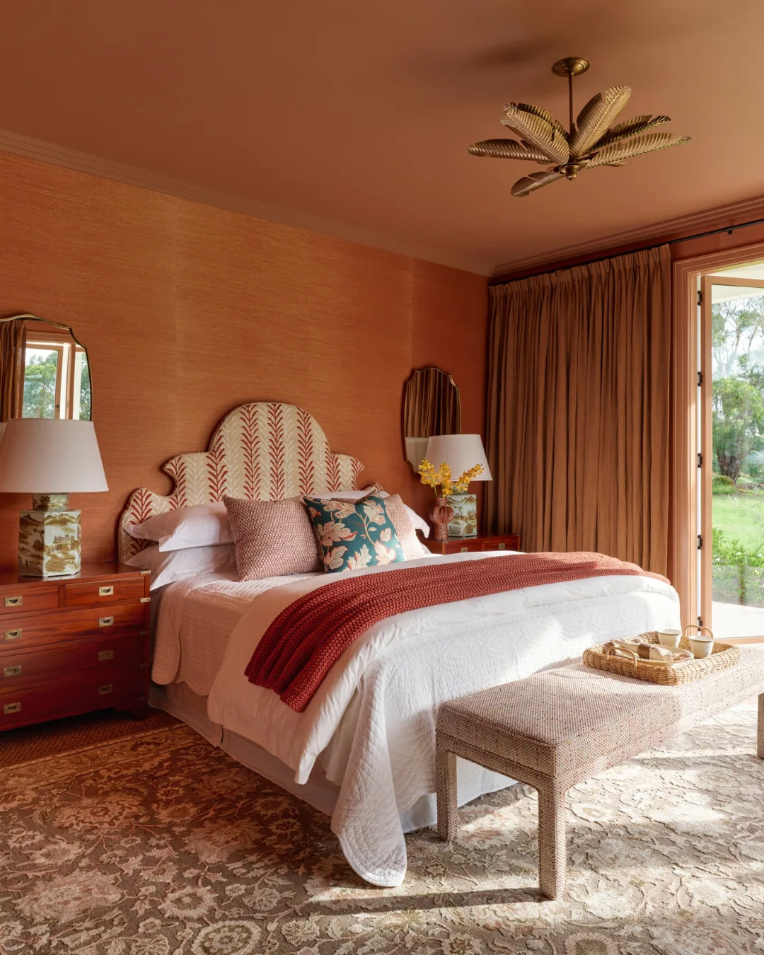 A Luxurious Resort-Style Home in Victoria by Kate Walker Design | Homes ...