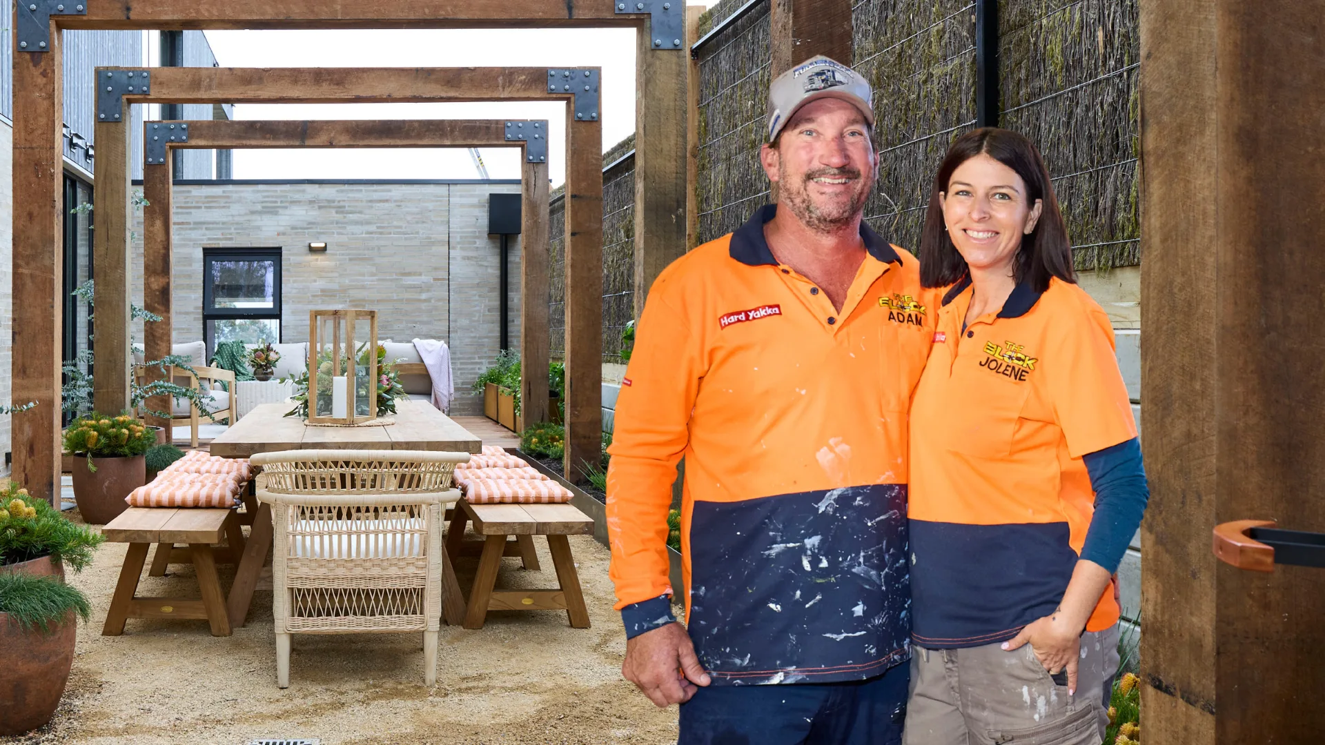 homestolove.com.au - Danielle Grover - Privacy is non-existent in Adam and Jolene's 'fishbowl' front yard where everything is on display