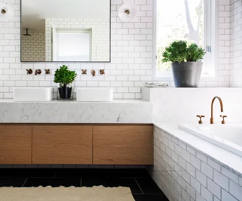 Small modern bathroom