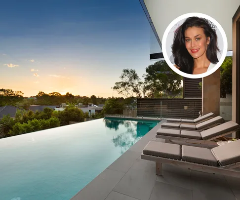 megan gale home