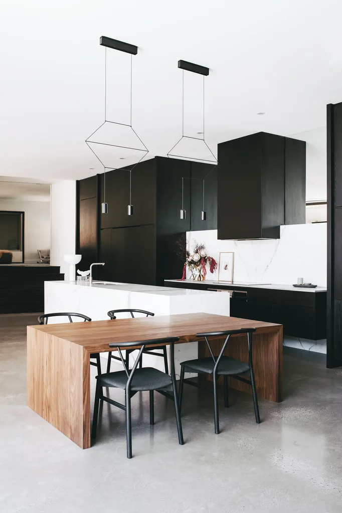 8 luxury kitchens that transcend design trends