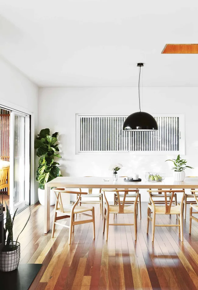Family-friendly renovation of a beach house in Noosa | Homes To Love