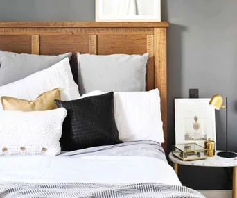 bedside-table-sept13