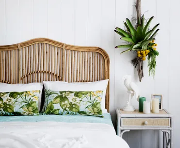 Bedhead inspiration: 9 ideas for your bedroom