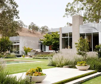 Inside a striking Hunter Valley retreat with landscape-inspired interiors