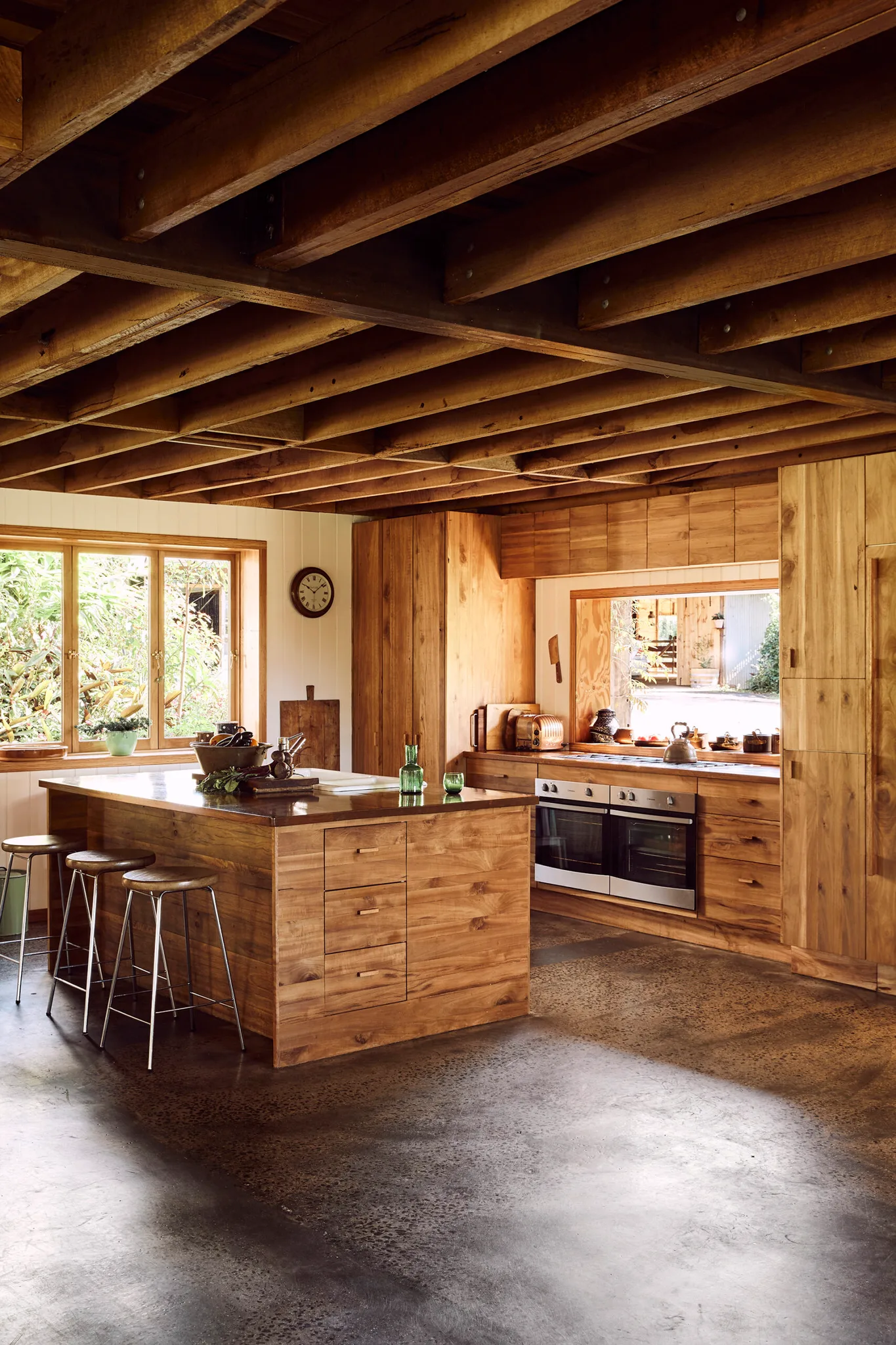 Photo inspiration: Sustainable Home Built With Recycled Timber In Tintenbar Nsw Photo Inspiration