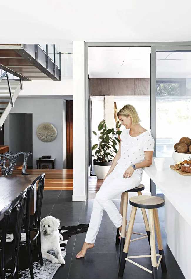 A contemporary house in Noosa with a family-friendly design