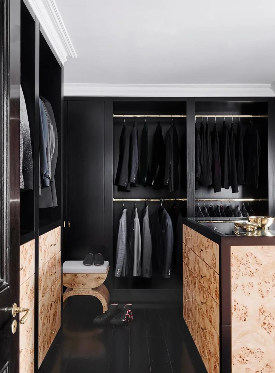 Walk-In Wardrobe: How To Design The Perfect Closet