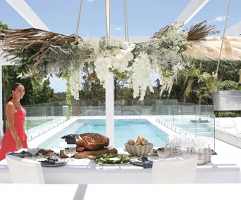 Hanging floral arrangement: How to make it yourself