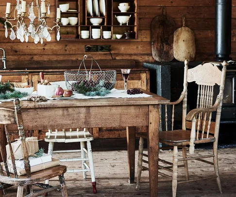 Rustic timber dining room decorated simply for Christmas