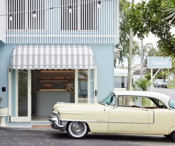 the blue water motel 