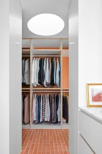 Walk-In Wardrobes: 21 Luxurious Designs To Inspire