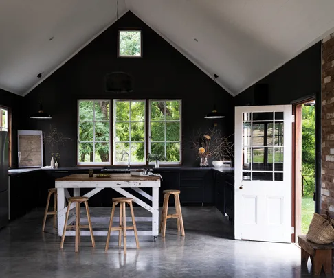 black kitchen