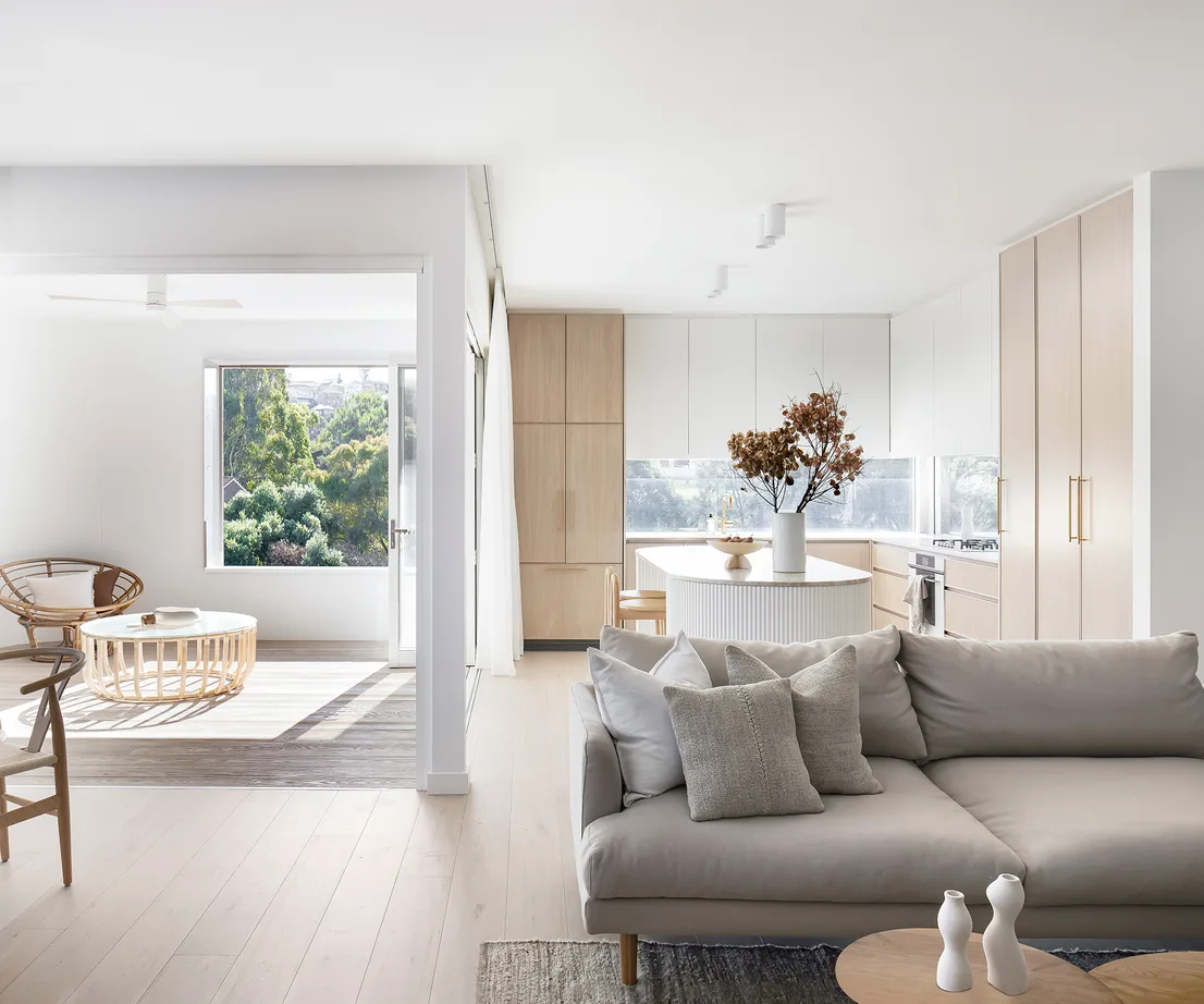 Photo inspiration: Light Art Urban Coastal Penthouse Interior Decor Reference: A Contemporary Coastal Penthouse In Maroubra Sydney