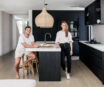 An influential Sydney couple have kicked serious design goals with their &lsquo;light vs dark&rsquo; duplex