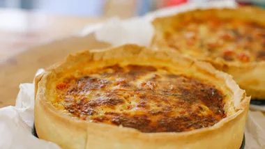 Caramelised onion & tomato quiche