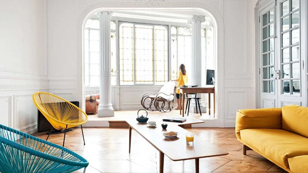 postcard from France: a grand 19th century apartment